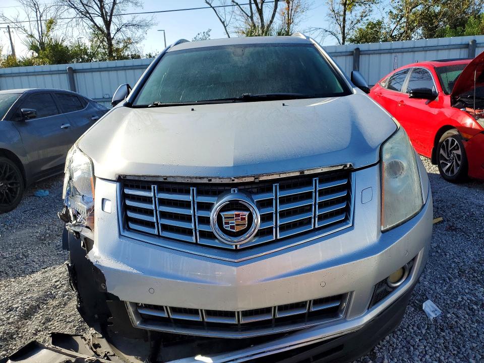 79535145 :رقم المزاد ، 3GYFNDE37DS520355 vin ، 2013 Cadillac Srx مزاد بيع
