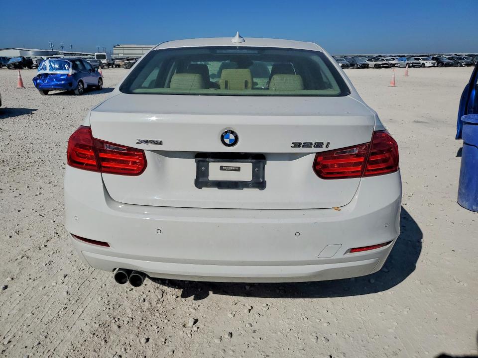 2015 Bmw 328 მანქანა იყიდება აუქციონზე, vin: WBA3B5C57FF961662, აუქციონის ნომერი: 47046956