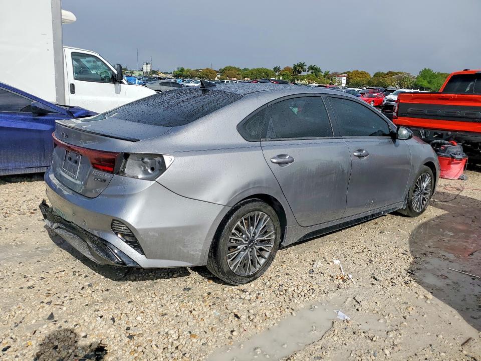 47376616 :رقم المزاد ، 3KPF54AD3RE772131 vin ، 2024 Kia Forte مزاد بيع