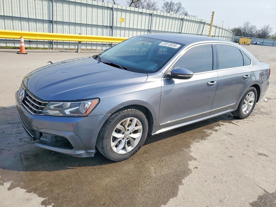 47013836 :رقم المزاد ، 1VWAT7A32GC044441 vin ، 2016 Volkswagen Passat مزاد بيع