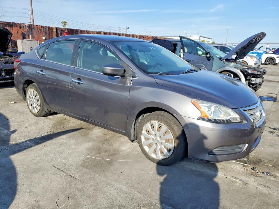 2015 Nissan Sentra მანქანა იყიდება აუქციონზე, vin: 3N1AB7AP1FL673462, აუქციონის ნომერი: 79762365
