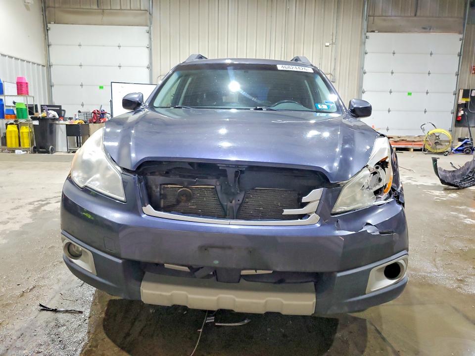 2011 Subaru Outback მანქანა იყიდება აუქციონზე, vin: 4S4BRBKC6B3437130, აუქციონის ნომერი: 46824426