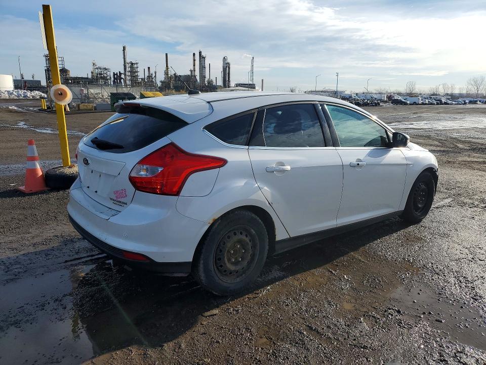 Продаж на аукціоні авто 2012 Ford Focus, vin: 1FAHP3N28CL431771, номер лоту: 41874616