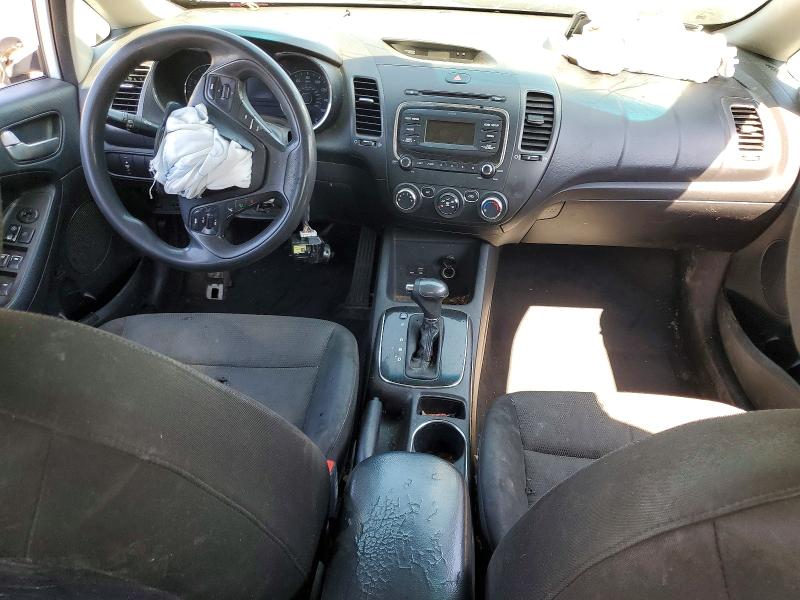 47629786 :رقم المزاد ، 3KPFK4A79HE044380 vin ، 2017 Kia Forte مزاد بيع