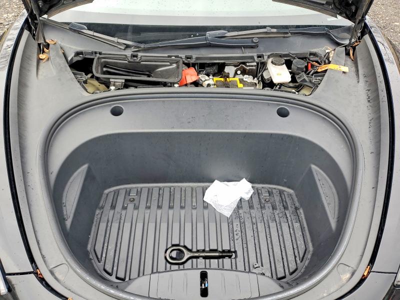 79806945 :رقم المزاد ، 5YJ3E1EC1NF152689 vin ، 2022 Tesla Model 3 مزاد بيع