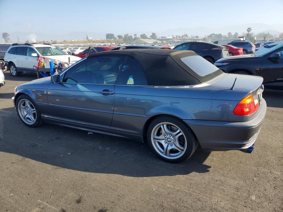 47542126 :رقم المزاد ، WBABS53411JU85756 vin ، 2001 Bmw 330 مزاد بيع