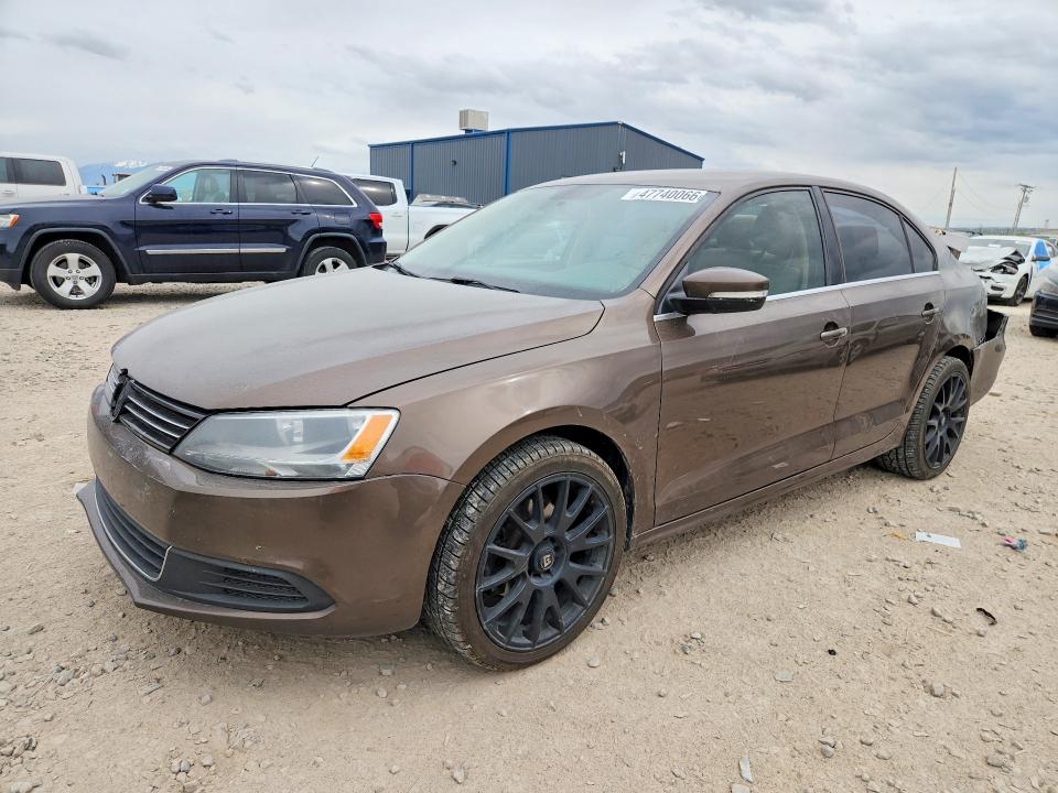 47740066 :رقم المزاد ، 3VWD07AJ2EM317412 vin ، 2014 Volkswagen Jetta مزاد بيع