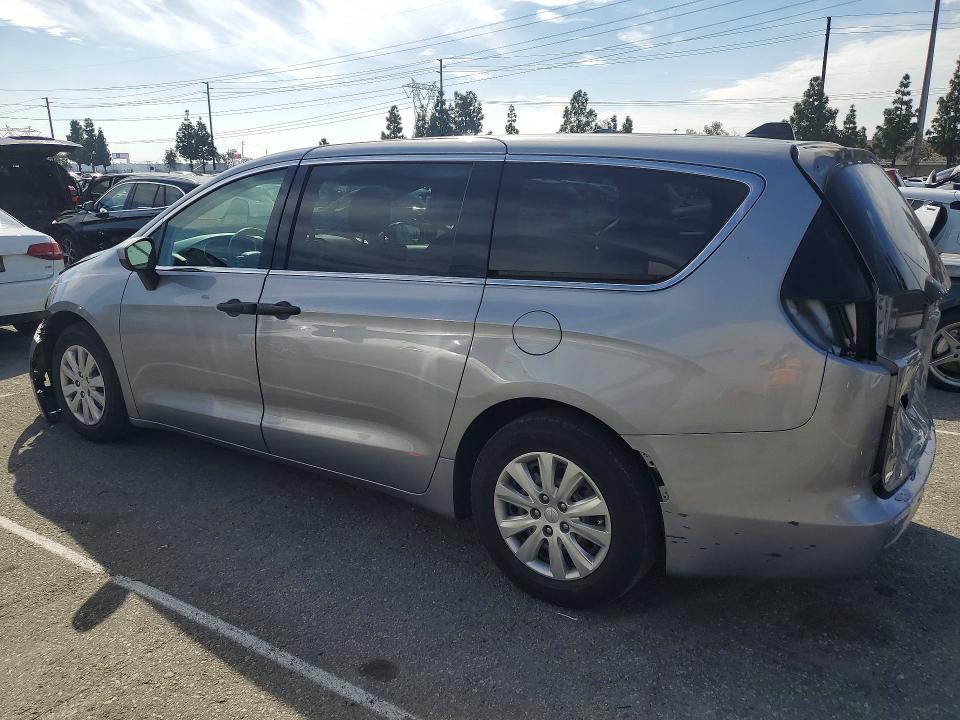 2019 Chrysler Pacifica მანქანა იყიდება აუქციონზე, vin: 2C4RC1AG9KR643911, აუქციონის ნომერი: 79939175