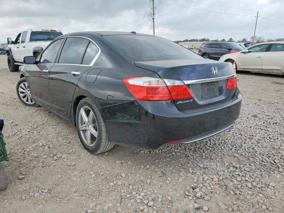 41874346 :رقم المزاد ، 1HGCR2F89FA077241 vin ، 2015 Honda Accord مزاد بيع