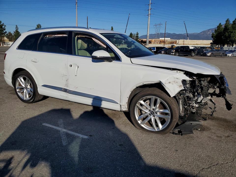 Продажа на аукционе авто 2018 Audi Q7, vin: WA1VAAF76JD043484, номер лота: 46499426