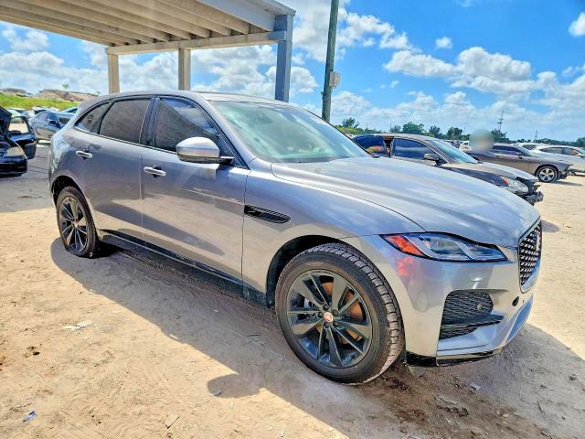 Продаж на аукціоні авто 2022 Jaguar F-pace, vin: SADCJ2EX3NA699447, номер лоту: 45572606