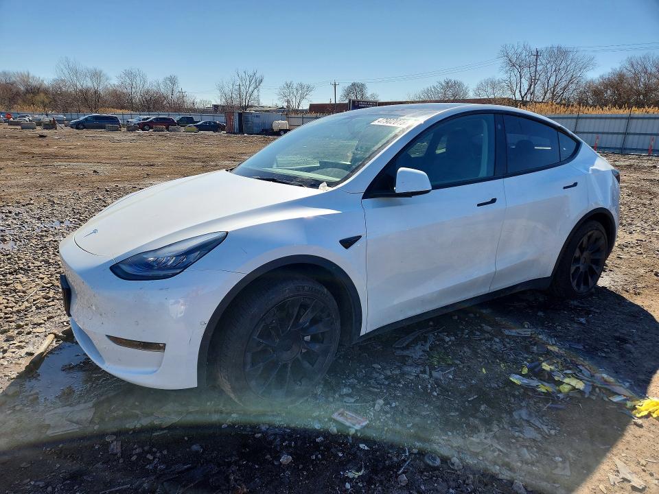 Auction sale of the 2021 Tesla Model Y, vin: 5YJYGDEE9MF140064, lot number: 47902016