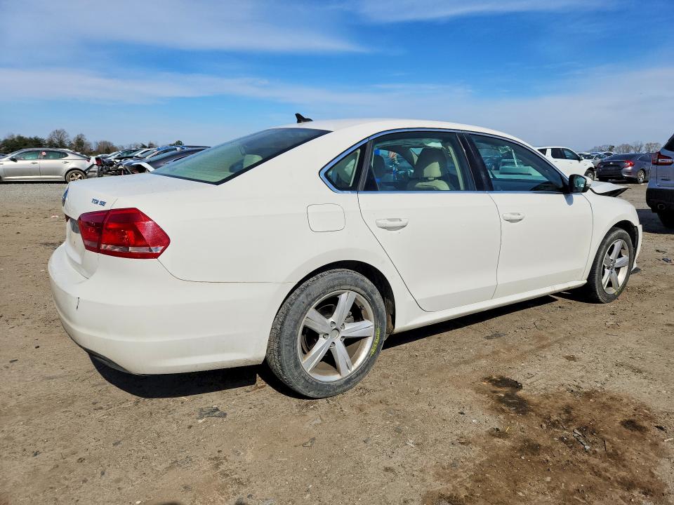 Продажа на аукционе авто 2013 Volkswagen Passat, vin: 1VWBN7A39DC121302, номер лота: 47369886