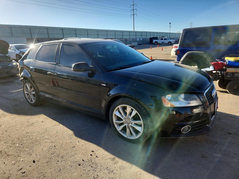 Продаж на аукціоні авто 2012 Audi A3, vin: WAUBJAFM8CA138354, номер лоту: 41600526
