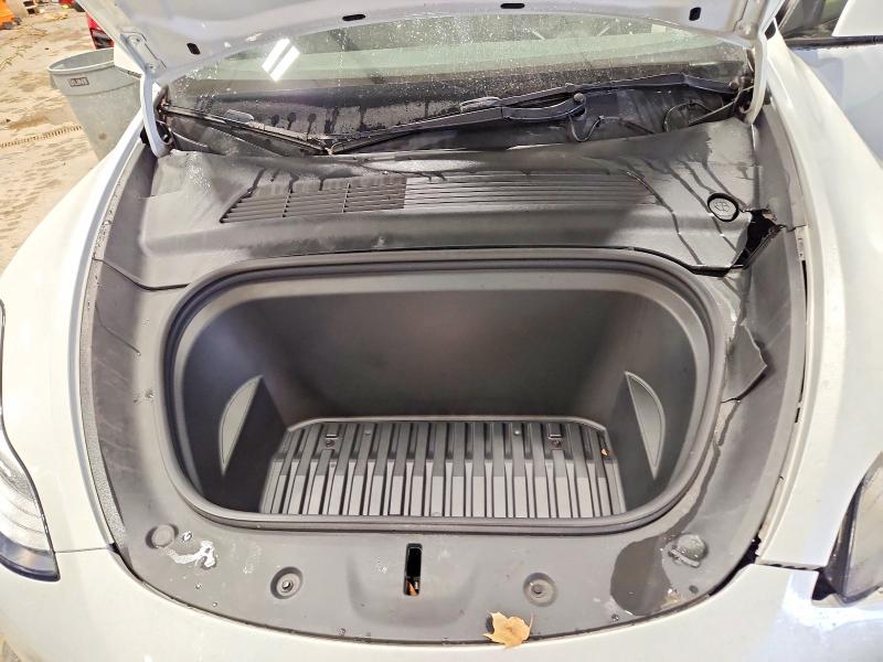 2021 Tesla Model Y მანქანა იყიდება აუქციონზე, vin: 5YJYGAEE3MF136817, აუქციონის ნომერი: 79398715