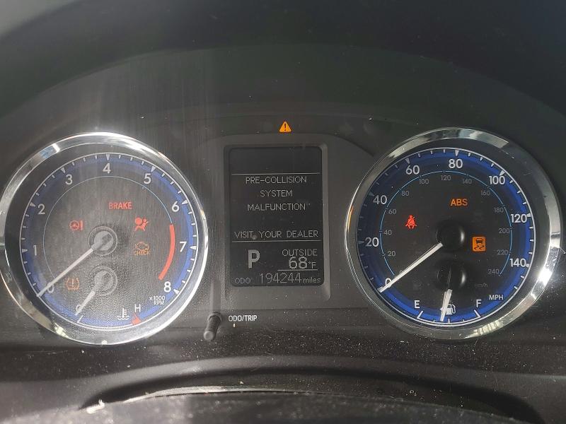 2017 Toyota Corolla მანქანა იყიდება აუქციონზე, vin: 5YFBURHE5HP685986, აუქციონის ნომერი: 46044376