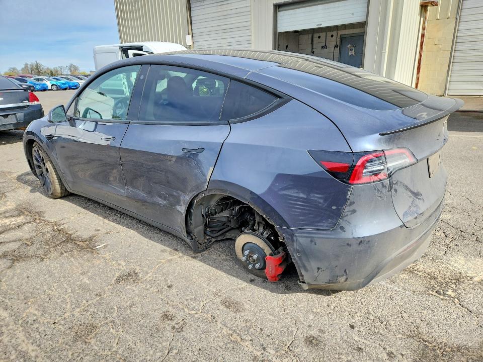 45876566 :رقم المزاد ، 5YJYGDEF3MF139551 vin ، 2021 Tesla Model Y مزاد بيع