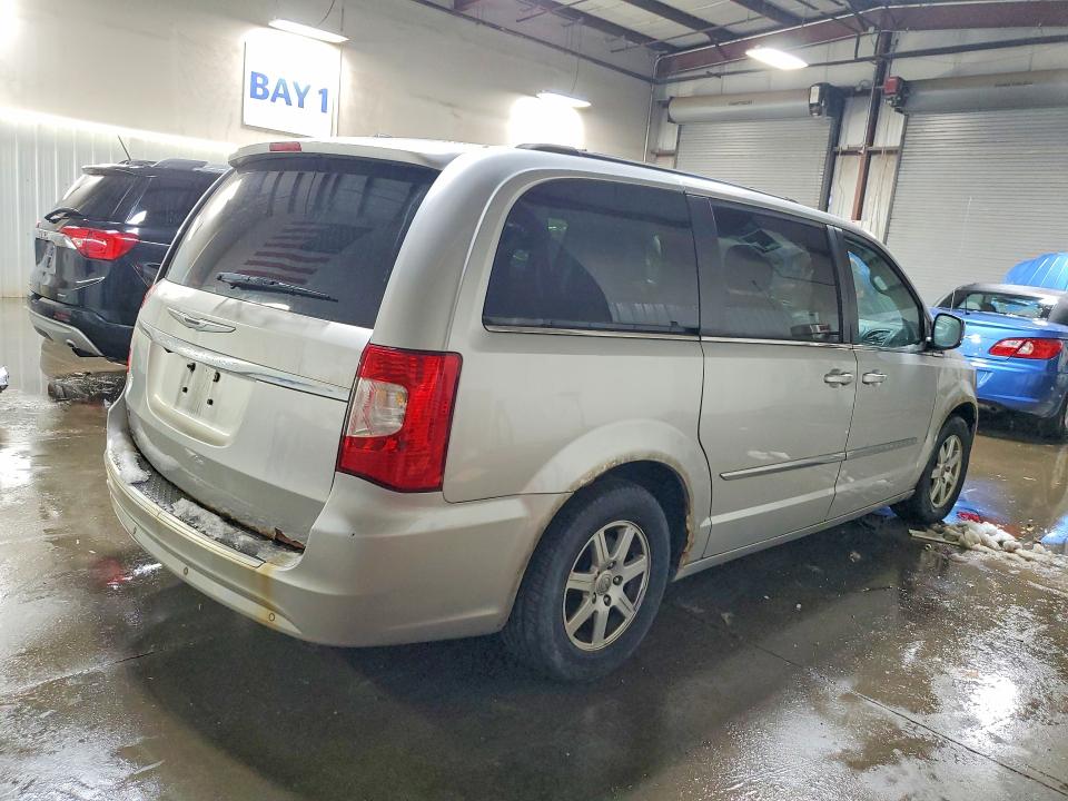 Продажа на аукционе авто 2011 Chrysler Town & Country, vin: 2A4RR8DG5BR796704, номер лота: 46686316