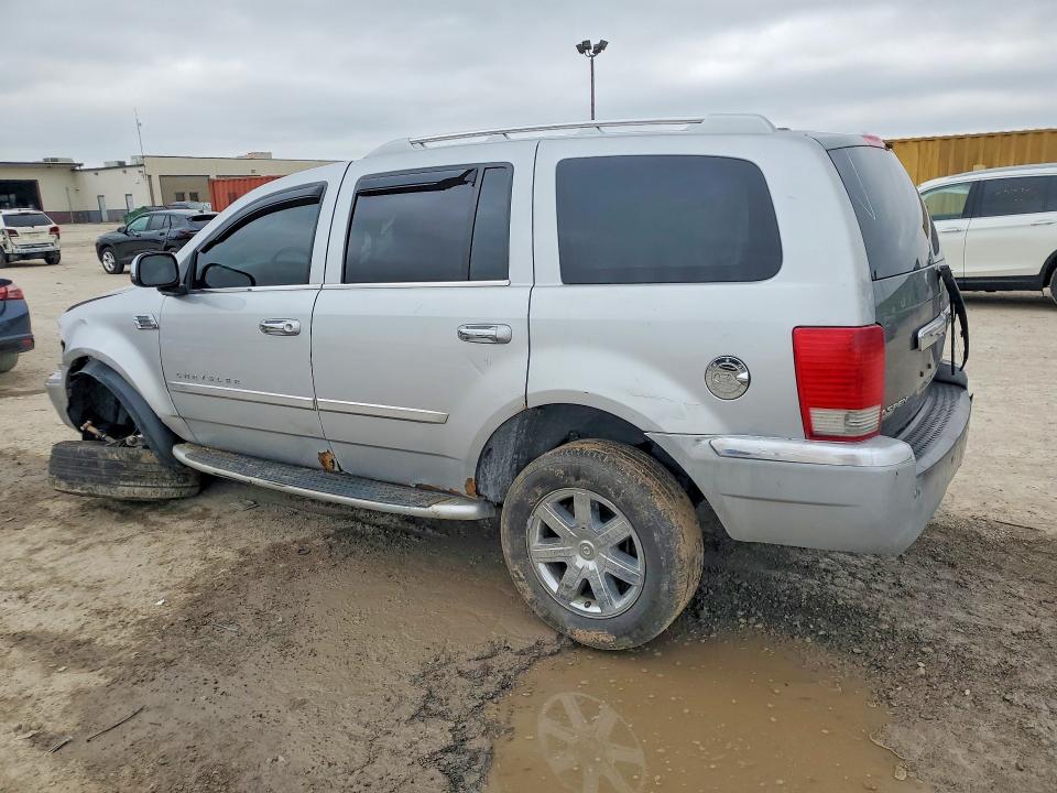 45449836 :رقم المزاد ، 1A8HW58P19F719471 vin ، 2009 Chrysler Aspen مزاد بيع