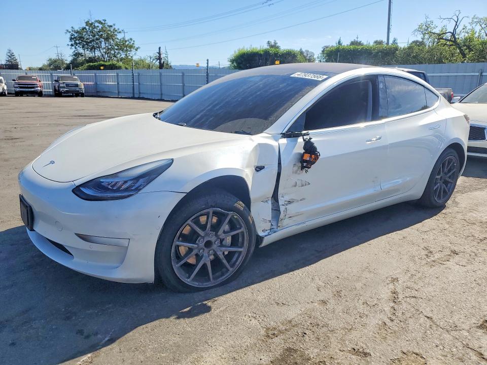 Aukcja sprzedaży 2018 Tesla Model 3, vin: 5YJ3E1EAXJF161657, numer aukcji: 47937566