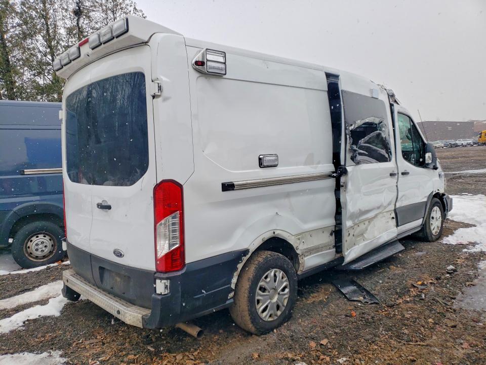 2023 Ford Transit მანქანა იყიდება აუქციონზე, vin: 1FDBR1CG3PKA18239, აუქციონის ნომერი: 76627135