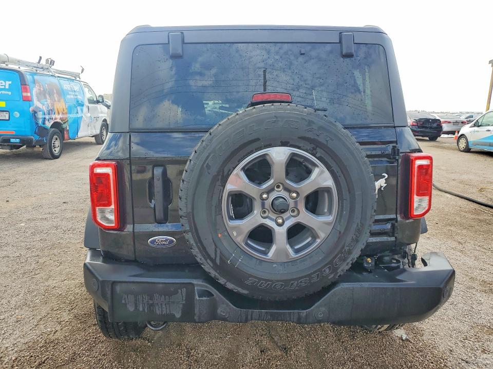 Продажа на аукционе авто 2025 Ford Bronco, vin: 1FMDE7BHXSLA62453, номер лота: 41641596