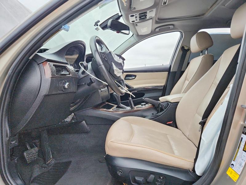 48085176 :رقم المزاد ، WBAPH7G59BNM56471 vin ، 2011 Bmw 328 مزاد بيع