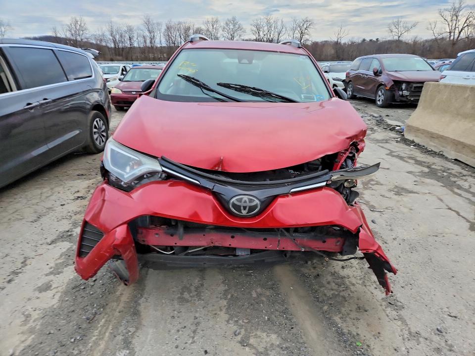2017 Toyota Rav4 მანქანა იყიდება აუქციონზე, vin: JTMBFREV9HJ114617, აუქციონის ნომერი: 46010736