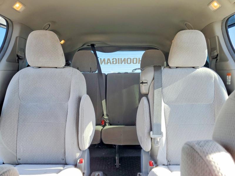 2017 Toyota Sienna მანქანა იყიდება აუქციონზე, vin: 5TDKZ3DC6HS808544, აუქციონის ნომერი: 47613726