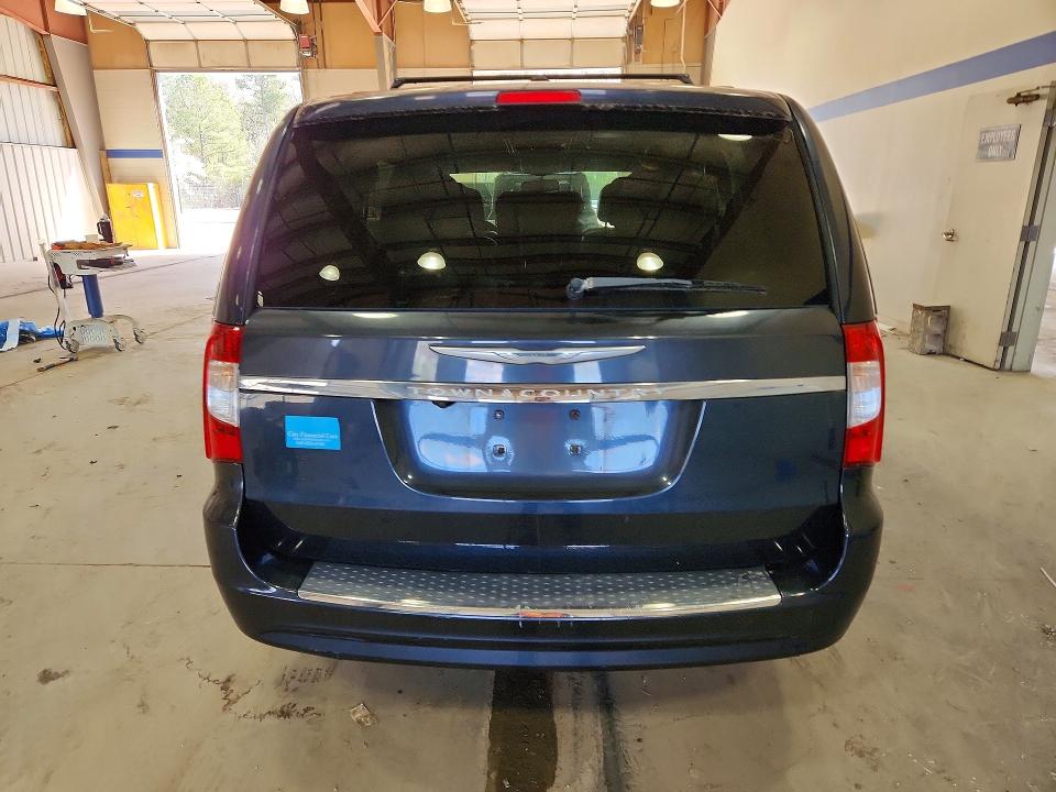 2013 Chrysler Town & Country მანქანა იყიდება აუქციონზე, vin: 2C4RC1BG7DR596900, აუქციონის ნომერი: 46384436