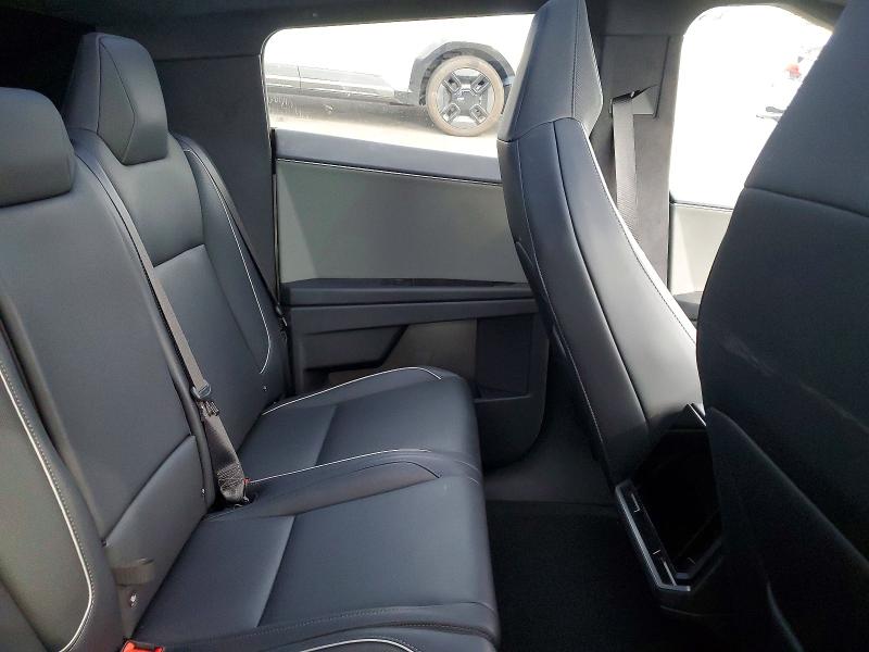 47986756 :رقم المزاد ، 7G2CEHEE9SA062089 vin ، 2025 Tesla Cybertruck مزاد بيع