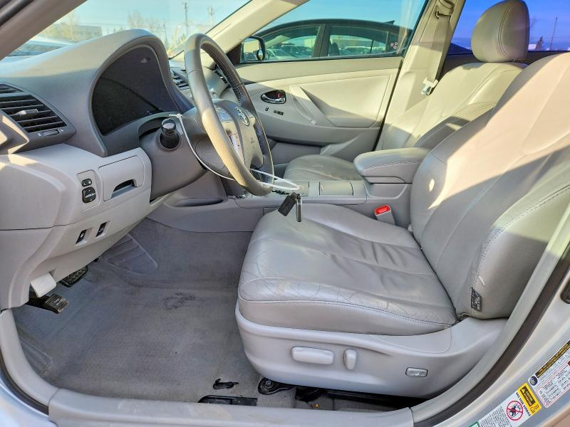46957776 :رقم المزاد ، 4T1BB3EK0AU114990 vin ، 2010 Toyota Camry Hybrid 4dr مزاد بيع