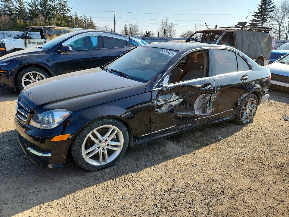 Продажа на аукционе авто 2014 Mercedes-benz C, vin: WDDGF8ABXEA944262, номер лота: 47701676