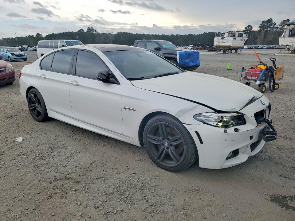 2015 Bmw 535 მანქანა იყიდება აუქციონზე, vin: WBA5B3C56FD542890, აუქციონის ნომერი: 42013846