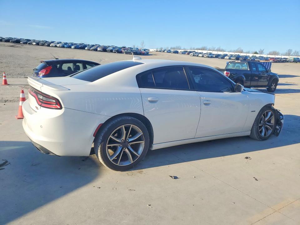 2015 Dodge Charger მანქანა იყიდება აუქციონზე, vin: 2C3CDXCT1FH884622, აუქციონის ნომერი: 46952866
