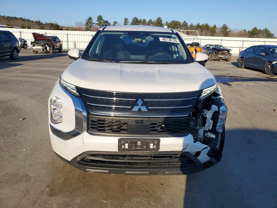 Продажа на аукционе авто 2022 Mitsubishi Outlander, vin: JA4J4TA85NZ007960, номер лота: 46136126