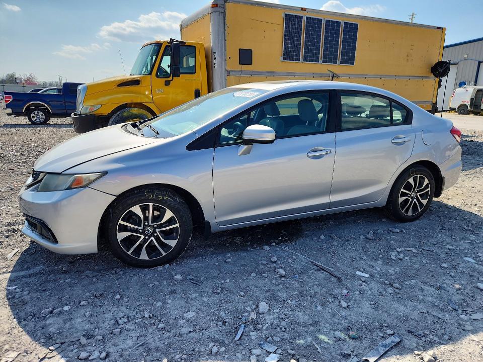 Продажа на аукционе авто 2015 Honda Civic, vin: 19XFB2F86FE010173, номер лота: 47873616