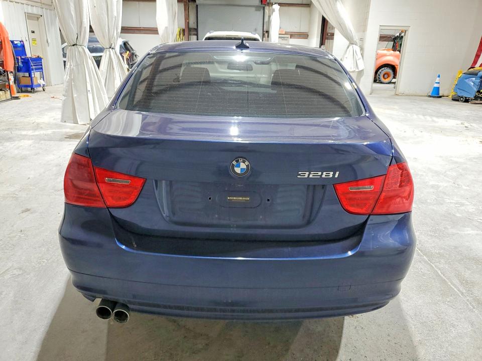2011 Bmw 328 მანქანა იყიდება აუქციონზე, vin: WBAPK5G59BNN30879, აუქციონის ნომერი: 47880656