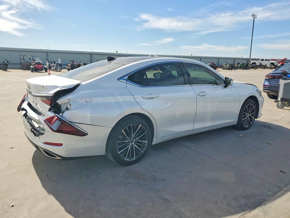 46541756 :رقم المزاد ، 58ADZ1B1XPU152734 vin ، 2023 Lexus Es 350 مزاد بيع