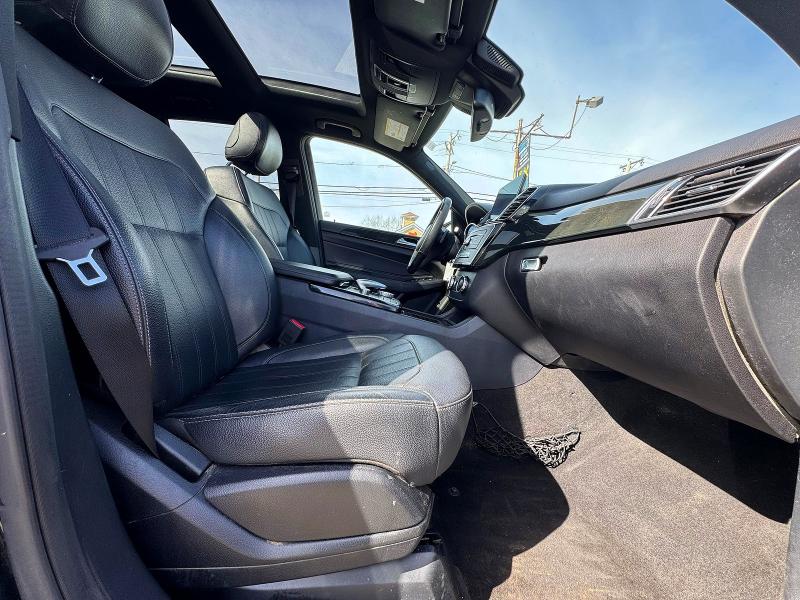 Продажа на аукционе авто 2018 Mercedes-benz Gle, vin: 4JGDA5HB7JB148455, номер лота: 45827596