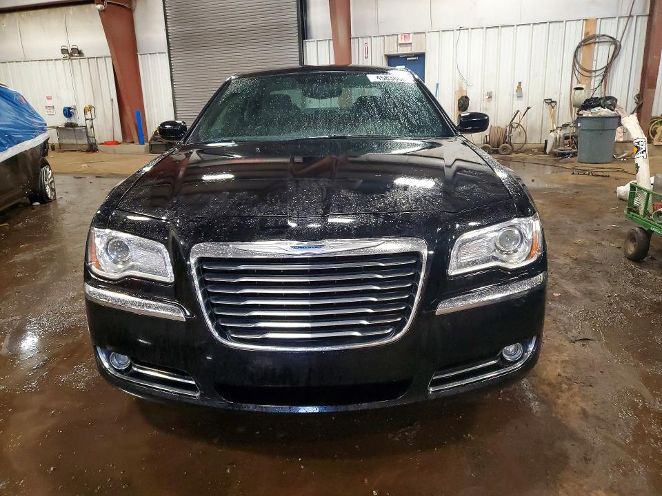 45838606 :رقم المزاد ، 2C3CCARG9EH323187 vin ، 2014 Chrysler 300 مزاد بيع