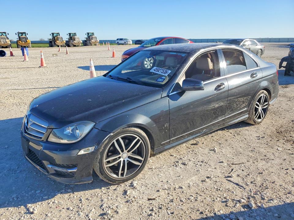 Aukcja sprzedaży 2013 Mercedes-benz C, vin: WDDGF4HB1DR252342, numer aukcji: 45927536