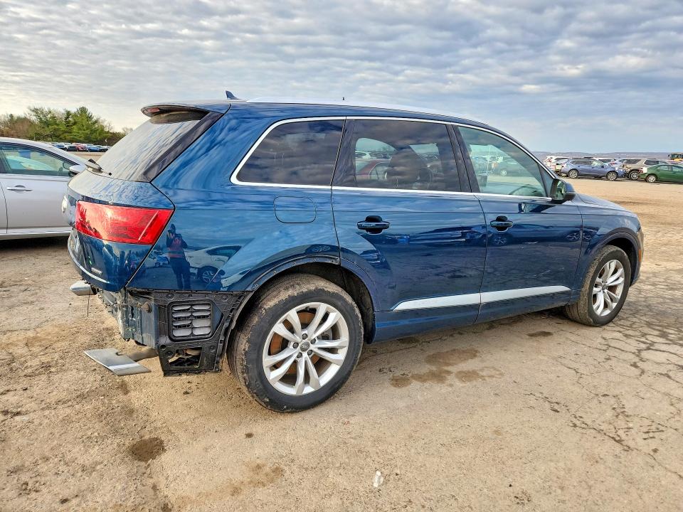 Продажа на аукционе авто 2018 Audi Q7, vin: WA1LHAF77JD026096, номер лота: 47208426
