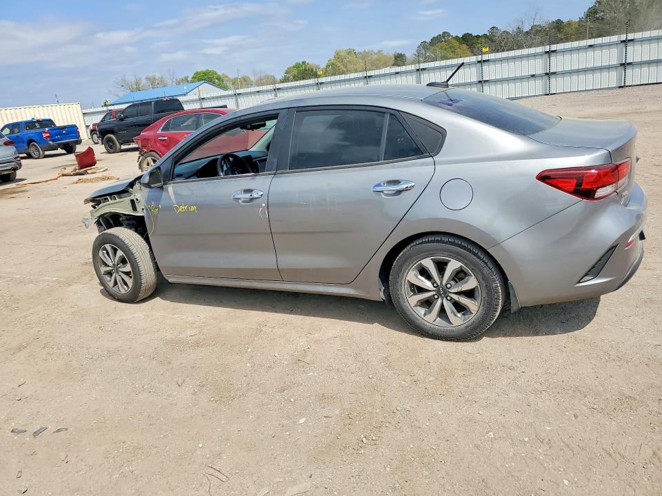 2022 Kia Rio მანქანა იყიდება აუქციონზე, vin: 3KPA24AD6NE495942, აუქციონის ნომერი: 47128786