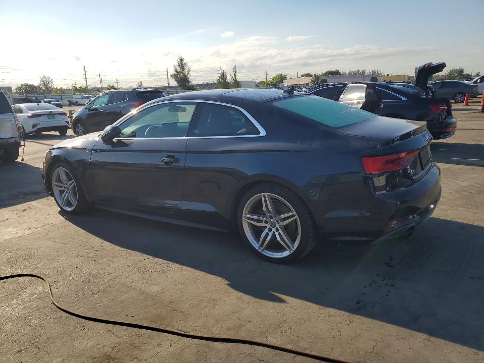 2018 Audi A5 მანქანა იყიდება აუქციონზე, vin: WAUTNAF51JA011086, აუქციონის ნომერი: 45670226