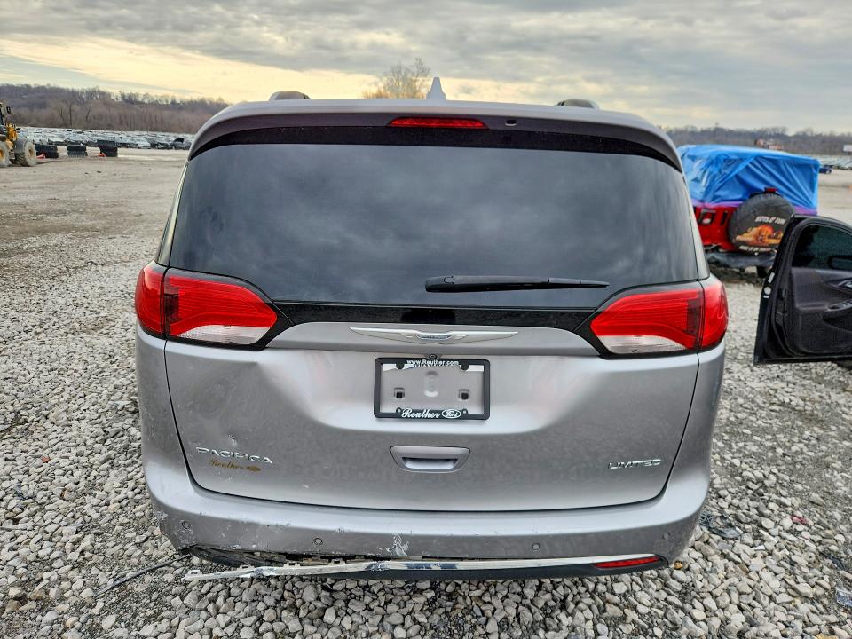Продажа на аукционе авто 2017 Chrysler Pacifica, vin: 2C4RC1GG7HR747958, номер лота: 46818376