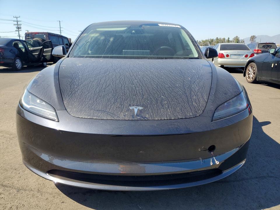 2025 Tesla Model 3 მანქანა იყიდება აუქციონზე, vin: 5YJ3E1EA8SF905810, აუქციონის ნომერი: 45953136