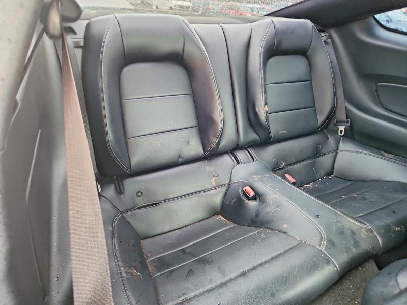 45633686 :رقم المزاد ، 1FA6P8CF9F5385354 vin ، 2015 Ford Mustang مزاد بيع