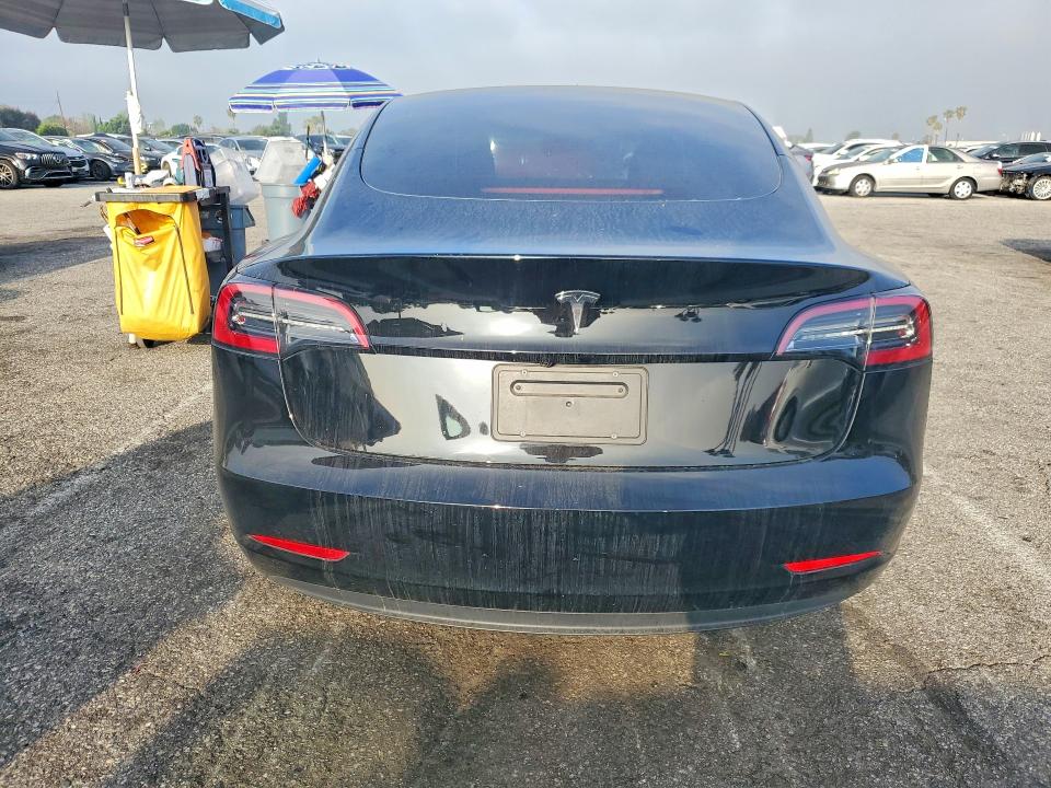 Продажа на аукционе авто 2023 Tesla Model 3, vin: 5YJ3E1EA0PF493857, номер лота: 47643676
