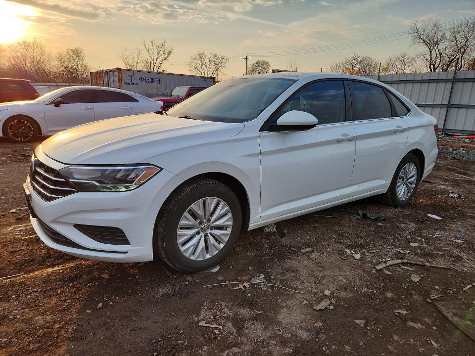 Продажа на аукционе авто 2019 Volkswagen Jetta, vin: 3VWC57BU5KM242528, номер лота: 46585466